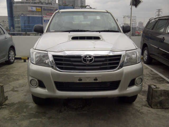 Toyota Hilux Double Cabin 2 5 E M T Diesel 2012 100 Baru