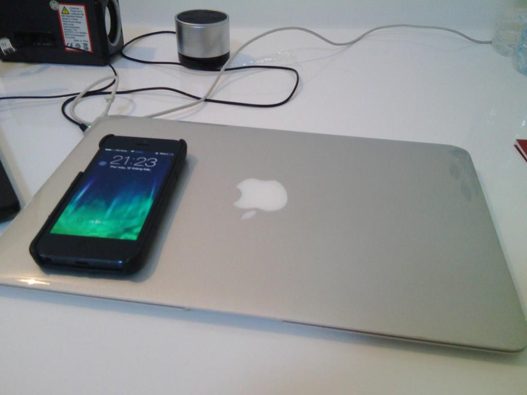 Bán iPhone 5 Black 16G quốc tế hàng FPT ít trầy - đẹp 95%