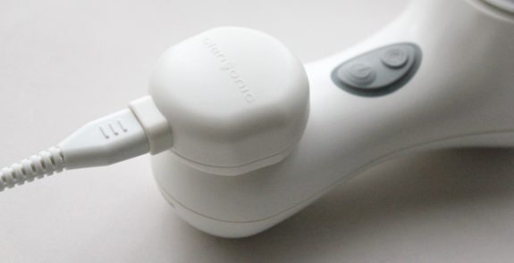  photo clarisonic-mia-2-review-opladen-oplader-charger-pLink_zpscc74d8fc.png