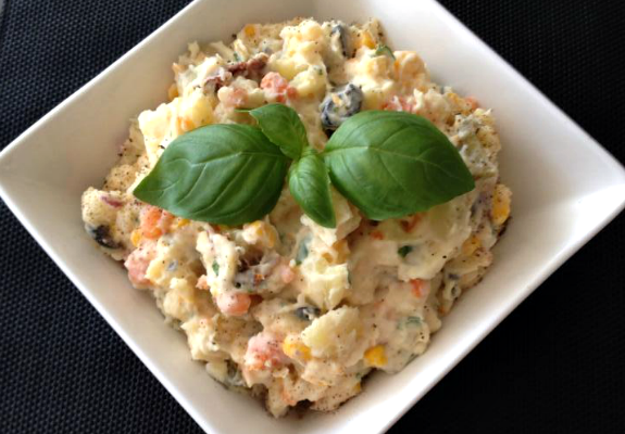  photo recept-aardappelsalade-met-yoghurtdressing-zongedroogde-tomaten-augurken-lekker-gezond_zps29ec931d.png