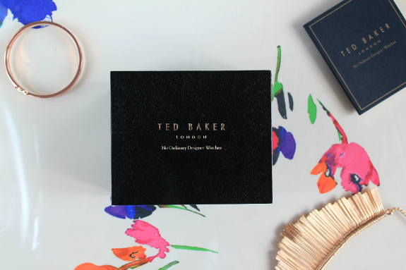  photo review-ted-baker-te2103-watch-horloge-rose-goud-gold-white-wit-strap-shadestation-3_zps44ad72c7.png