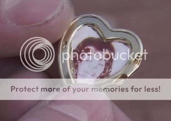 e26f5702-6ef6-4dec-aa31-150e55ee3ea6_zps